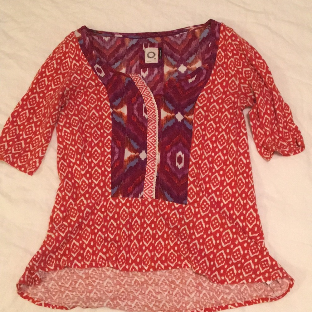 Akemi & Kin shirt